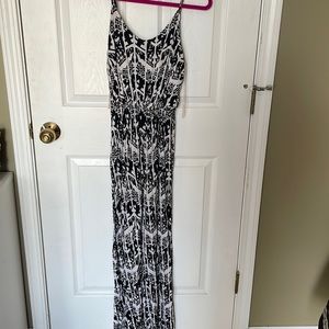 LUSH Maxi Dress